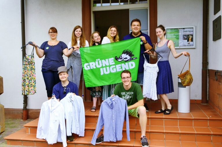 Kleidertausch statt Shoppingrausch!