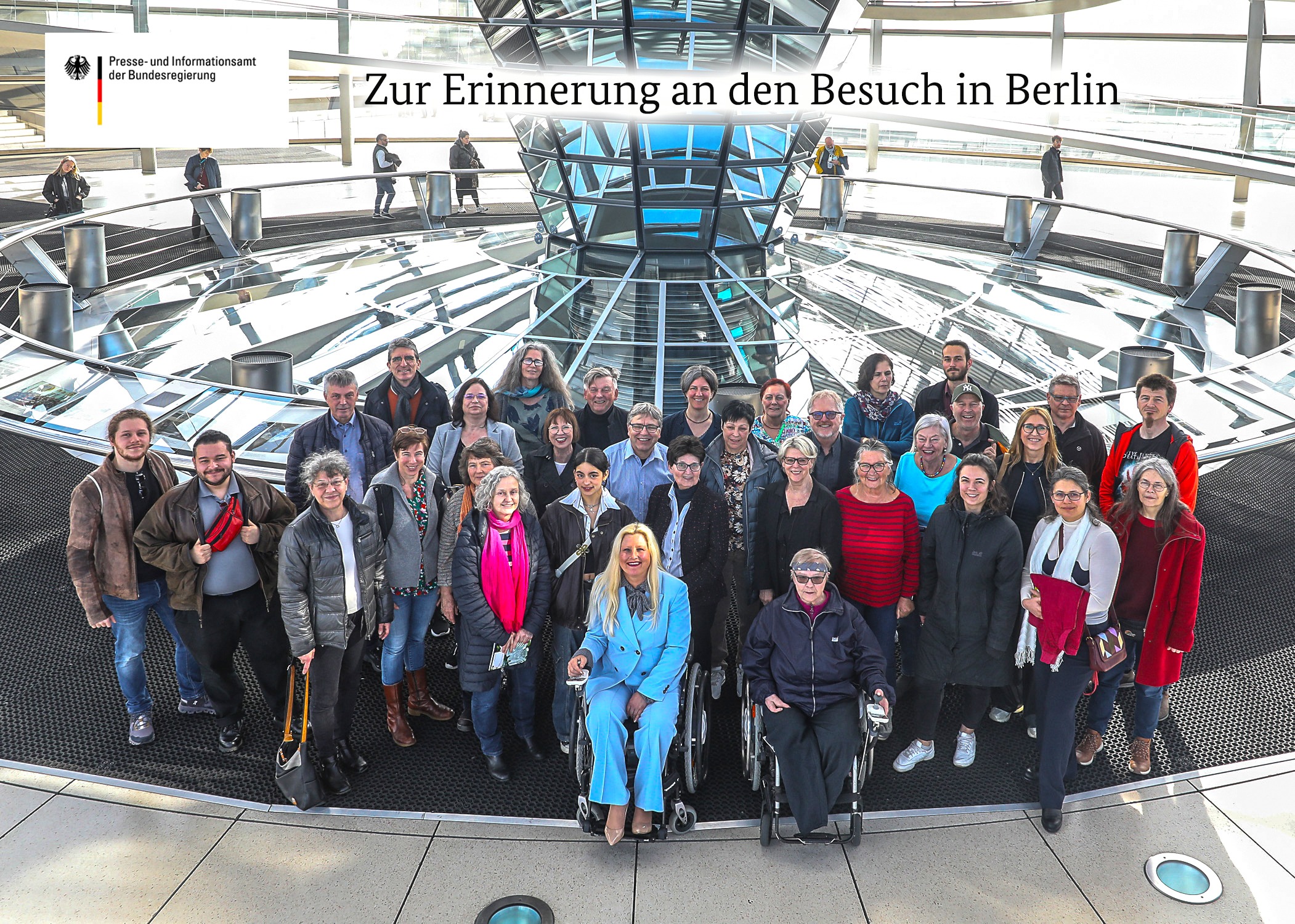 Gruppenfoto mit Stephanie Aeffner MdB