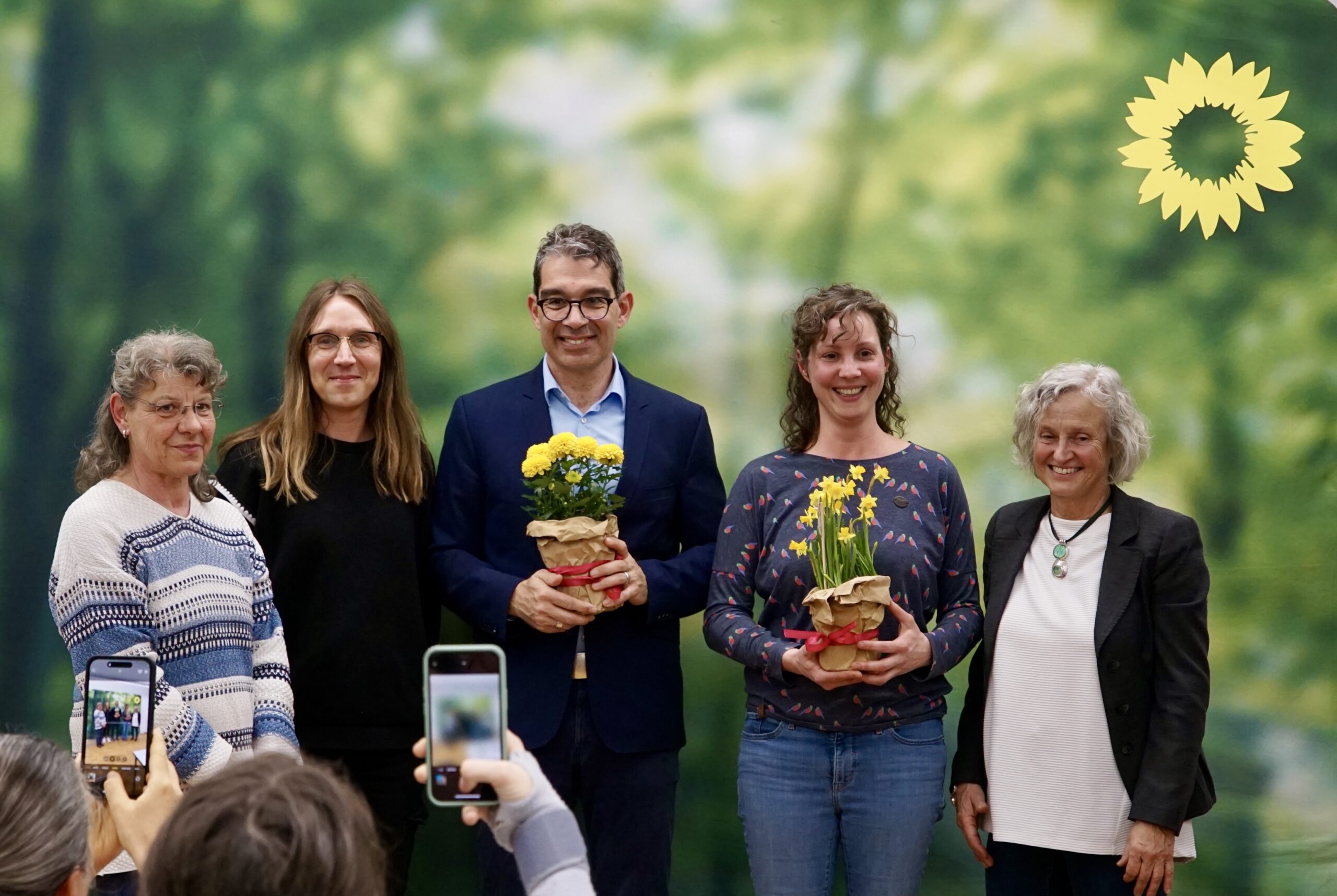 Zufriedene Gesichter nach der Nominierung. Sigrid Schüller, Patrick Alberti, Dr. Andre Baumann, Viviane Reize, Monika Schroth.