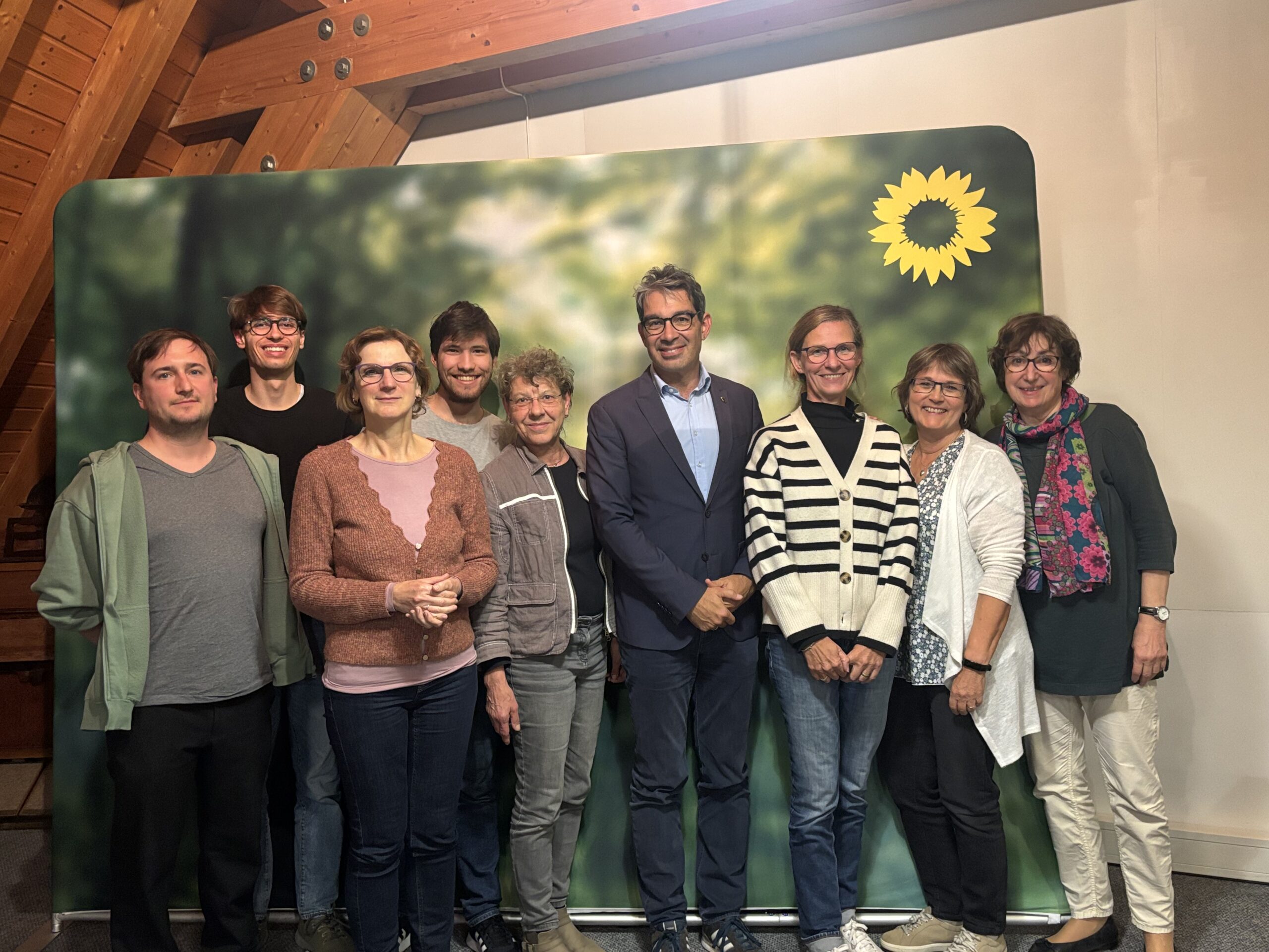 Foto der frisch gewählten Delegierten (Copyright Kristina Kunad): v.l.n.r.: Viktor Lange, Philip Weiß, Kathrin Vobis-Mink, Kornelius Rohrschneider, Sigrid Schüller, Dr. Andre Baumann, Elke Dörflinger, Ute von Hahn, Kalliope Eberhardt-Rittmann